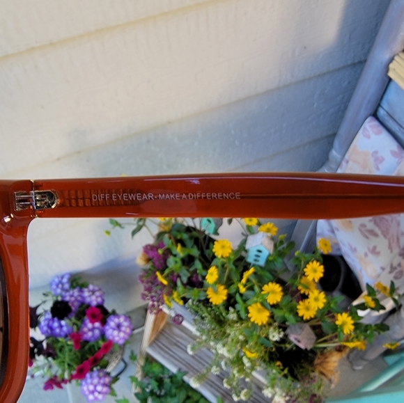 DIFF sunglasses - Picture 6 of 9